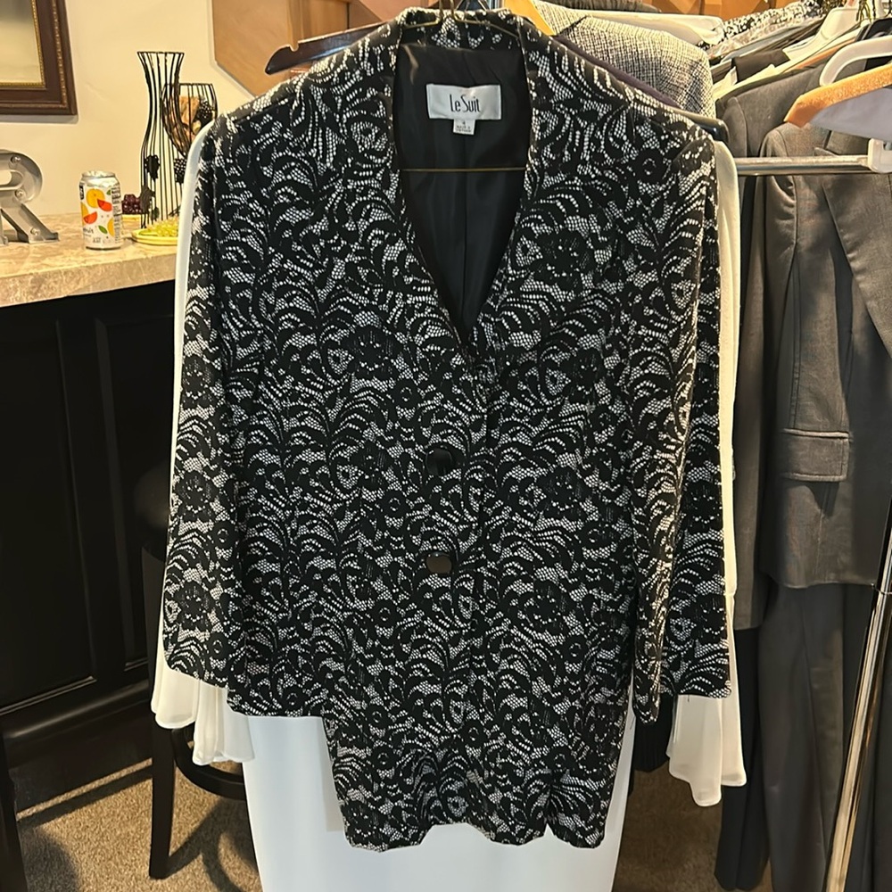 Black and white lace skirt suit